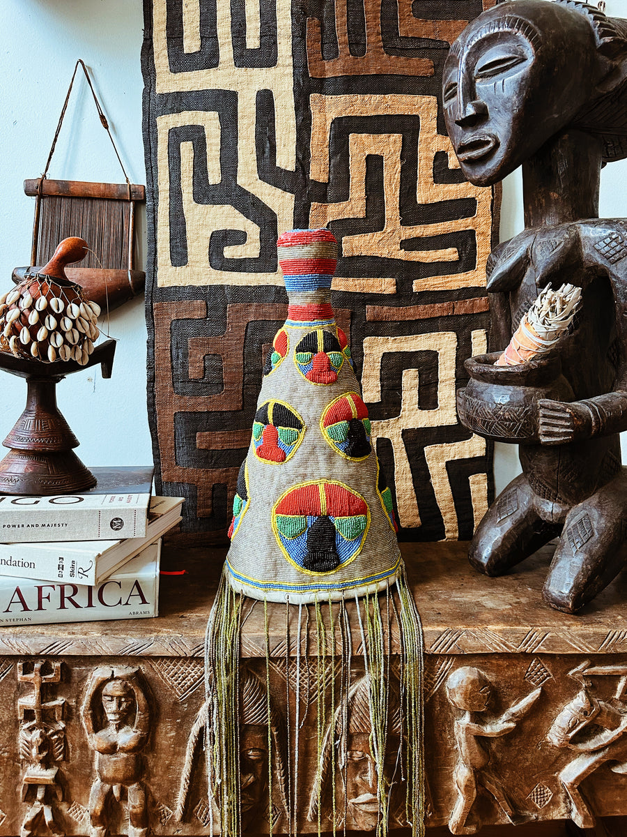 工芸品 Yoruba Beaded Crown ~ Monochrome 1980's Vintage African Yoruba Oba Crown – Afrohemien.com
