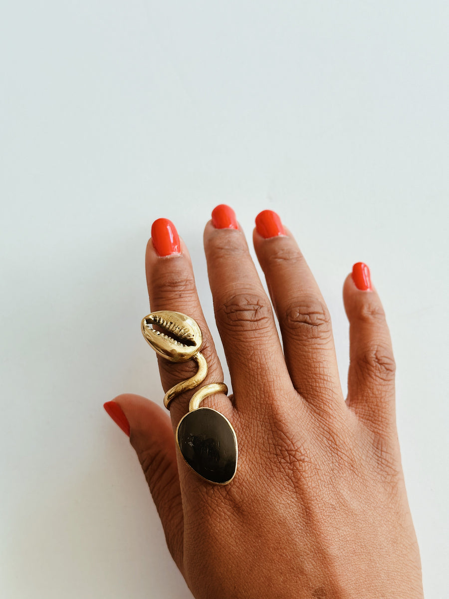 Esu Cowrie Ring – Afrohemien.com
