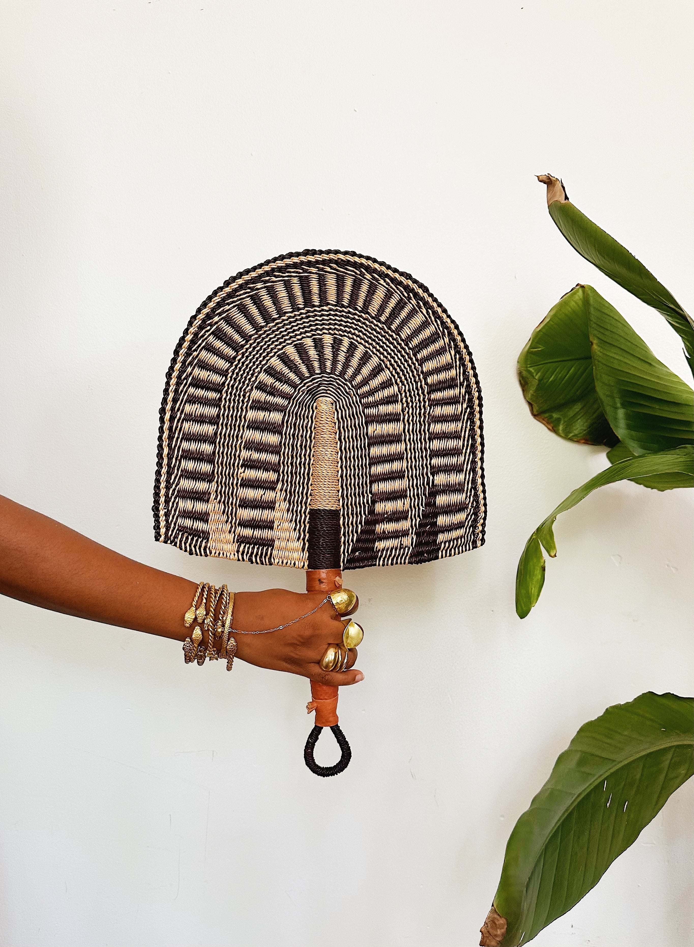 Savanna Wicker Fan // Natural & Navy #2