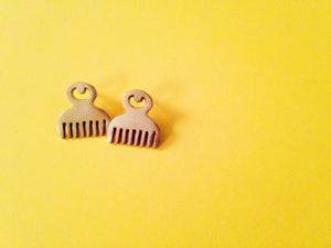 Duafe Adinkra Stud Earrings// African Symbol Earrings