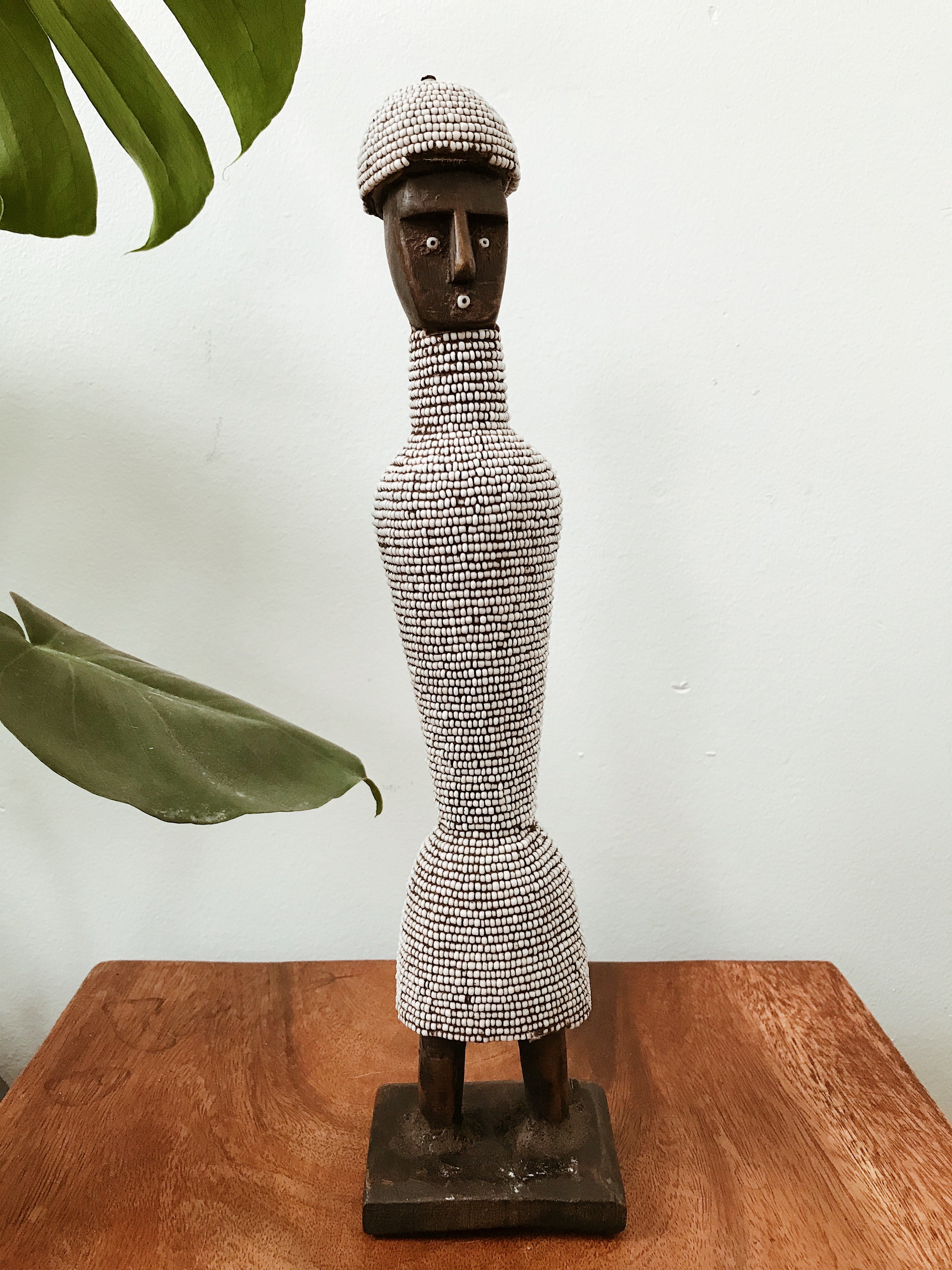 Slim Beaded Namji Doll Statue // White