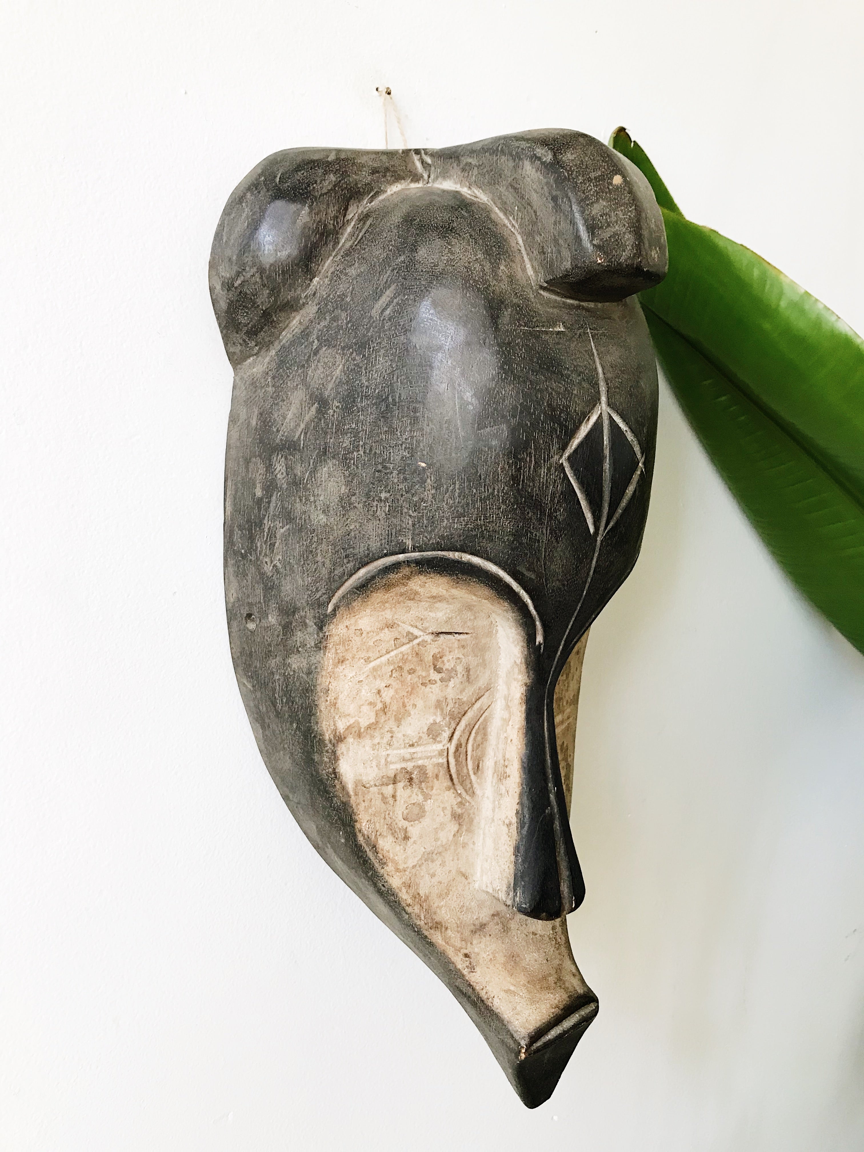 Long Gabonese Fang Mask// Two Tone